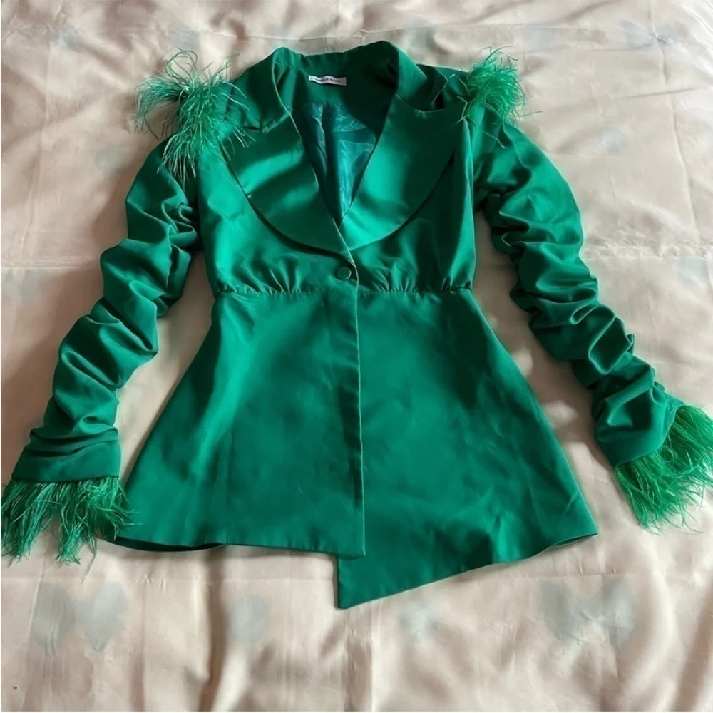 Danielle Guizio- Green Asymmetrical Blazer Dress W Ruched Sleeve Feathers Size M